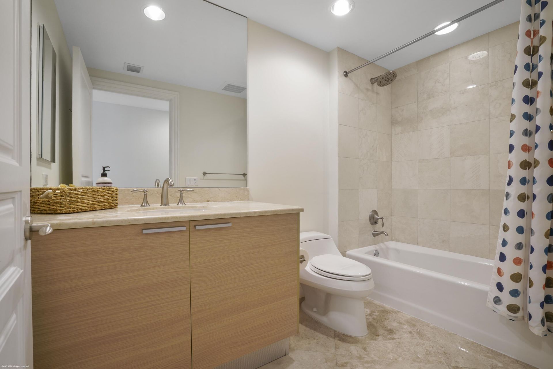 3800 N Ocean Drive, Unit 1450, Singer Island, FL 33404 Photo