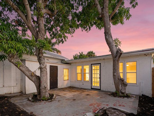 526 38TH Street, West Palm Beach, FL 33407