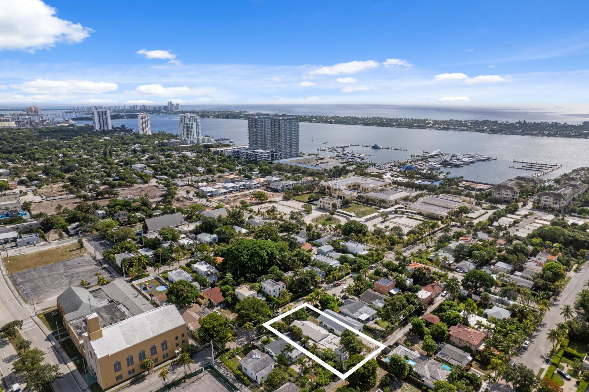 526 38th Street, West Palm Beach, FL 33407 Photo