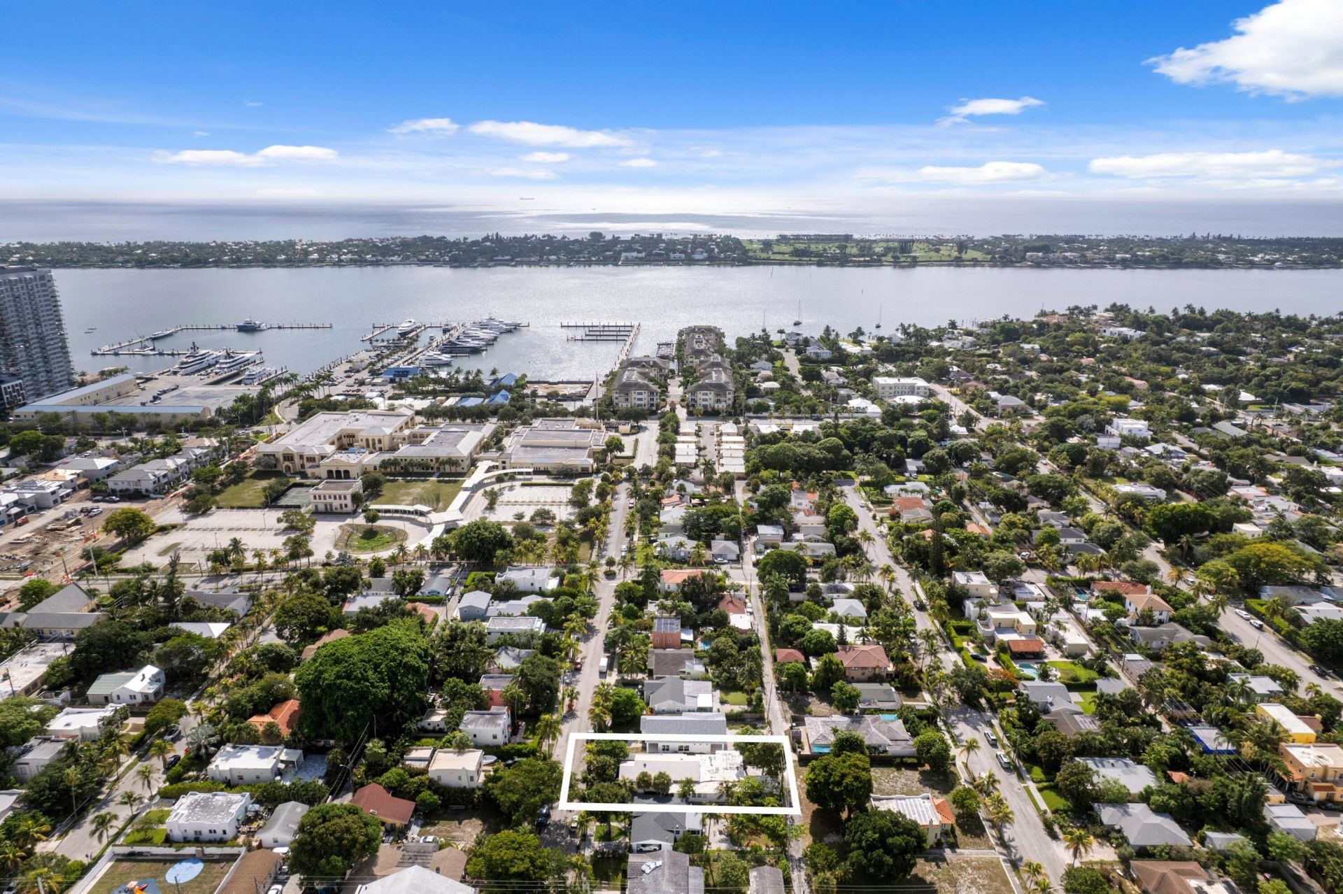 526 38th Street, West Palm Beach, FL 33407 Photo