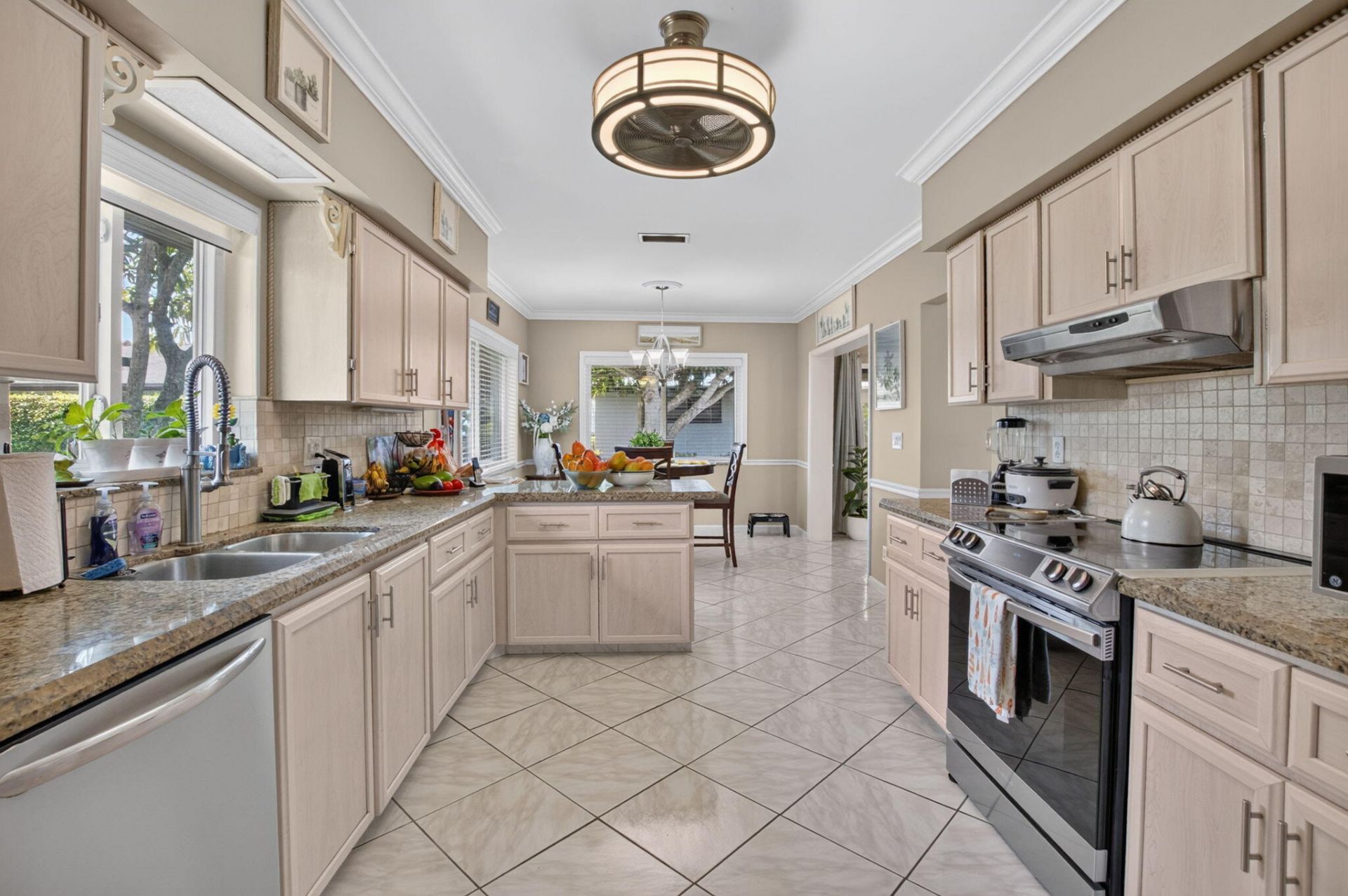 10300 Greentrail Drive N, Boynton Beach, FL 33436 Photo