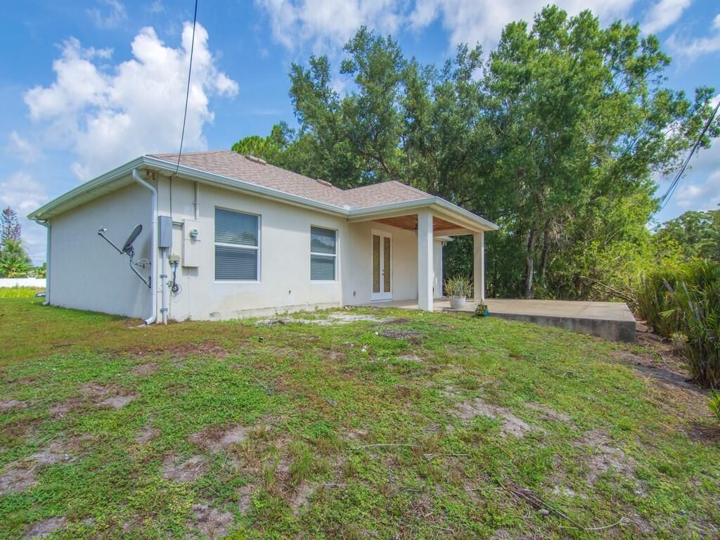 8978 100th Court, Vero Beach, FL 32967 Photo