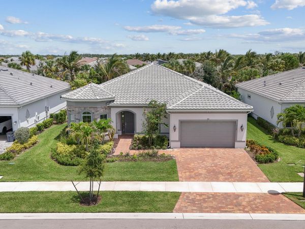 10799 STELLAR Circle, Palm Beach Gardens, FL 33412