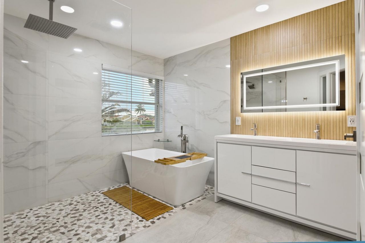 10848 Tamoron Lane, Boca Raton, FL 33498 Photo