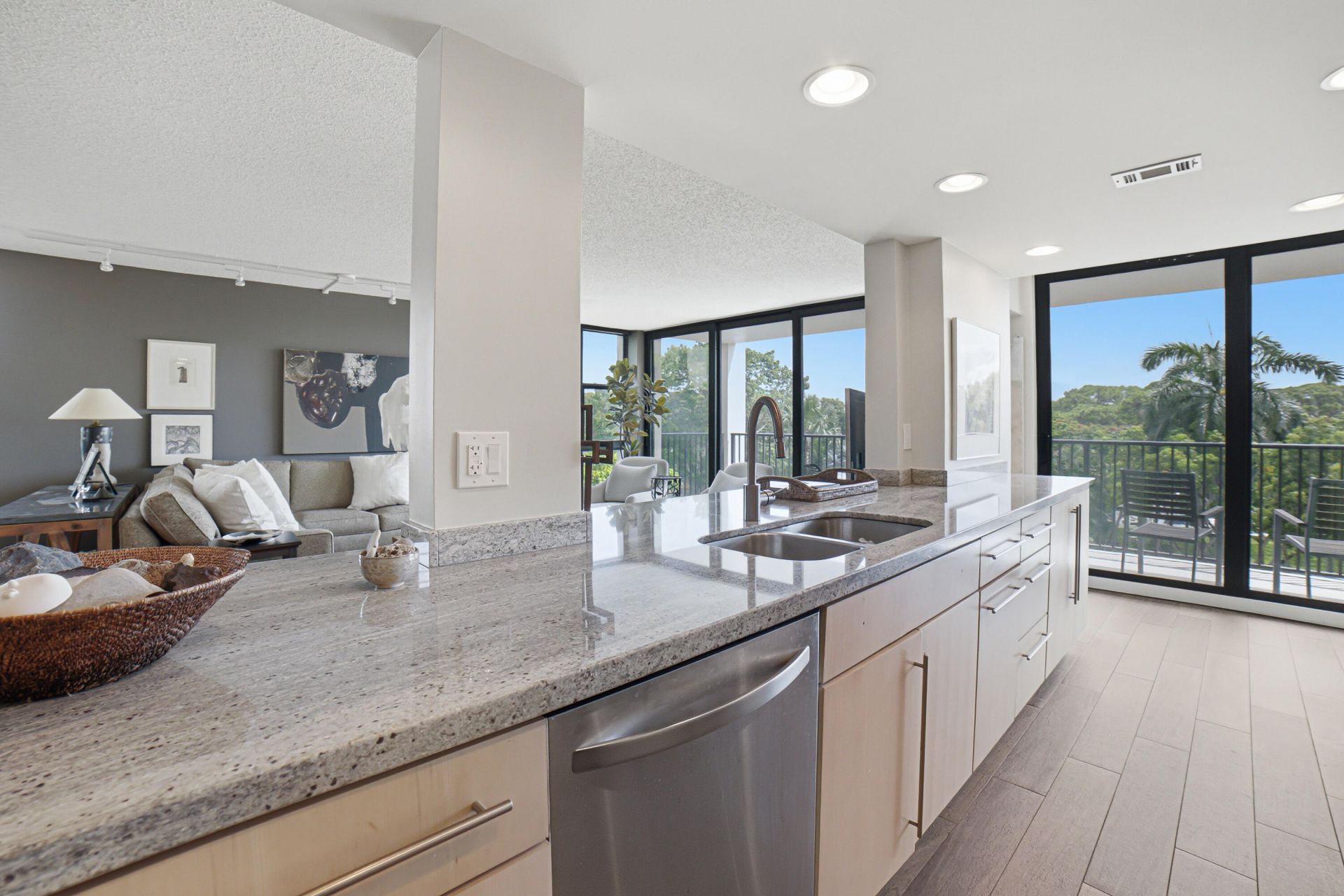 1101 River Reach Drive, Unit 410, Fort Lauderdale, FL 33315 Photo