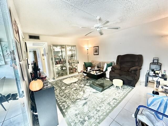571 Fanshaw N, Boca Raton, FL 33434 Photo