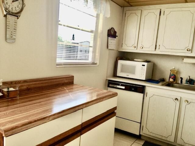 571 Fanshaw N, Boca Raton, FL 33434 Photo