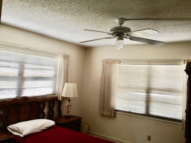 571 Fanshaw N, Boca Raton, FL 33434 Photo