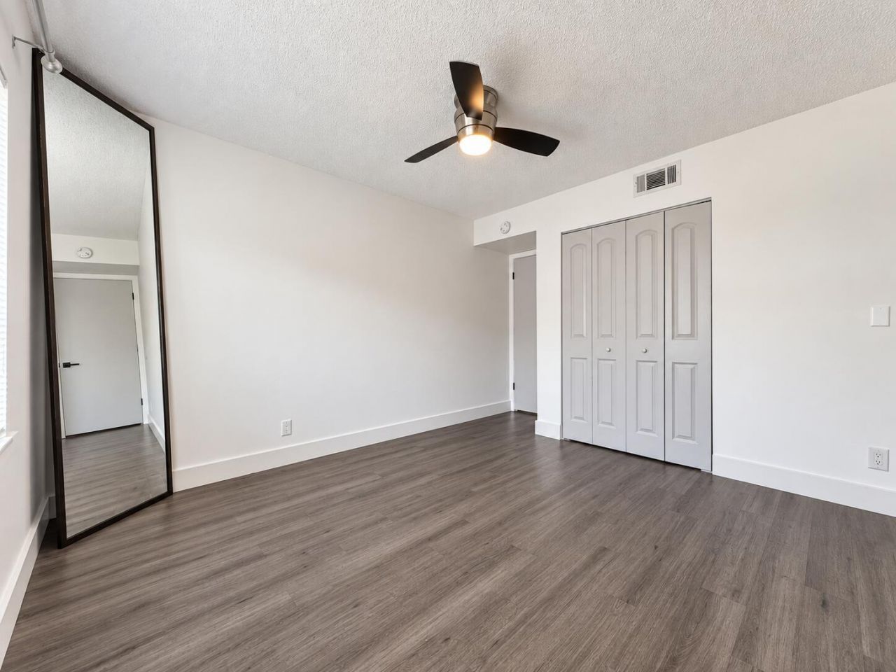 140 Cypress Club Drive, Unit 407, Pompano Beach, FL 33060 Photo