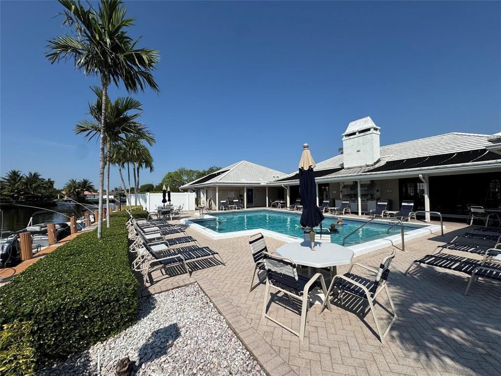 140 Cypress Club Drive, Unit 407, Pompano Beach, FL 33060 Photo