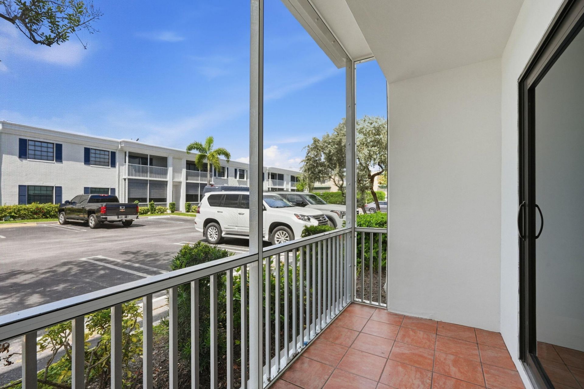 140 Cypress Club Drive, Unit 407, Pompano Beach, FL 33060 Photo