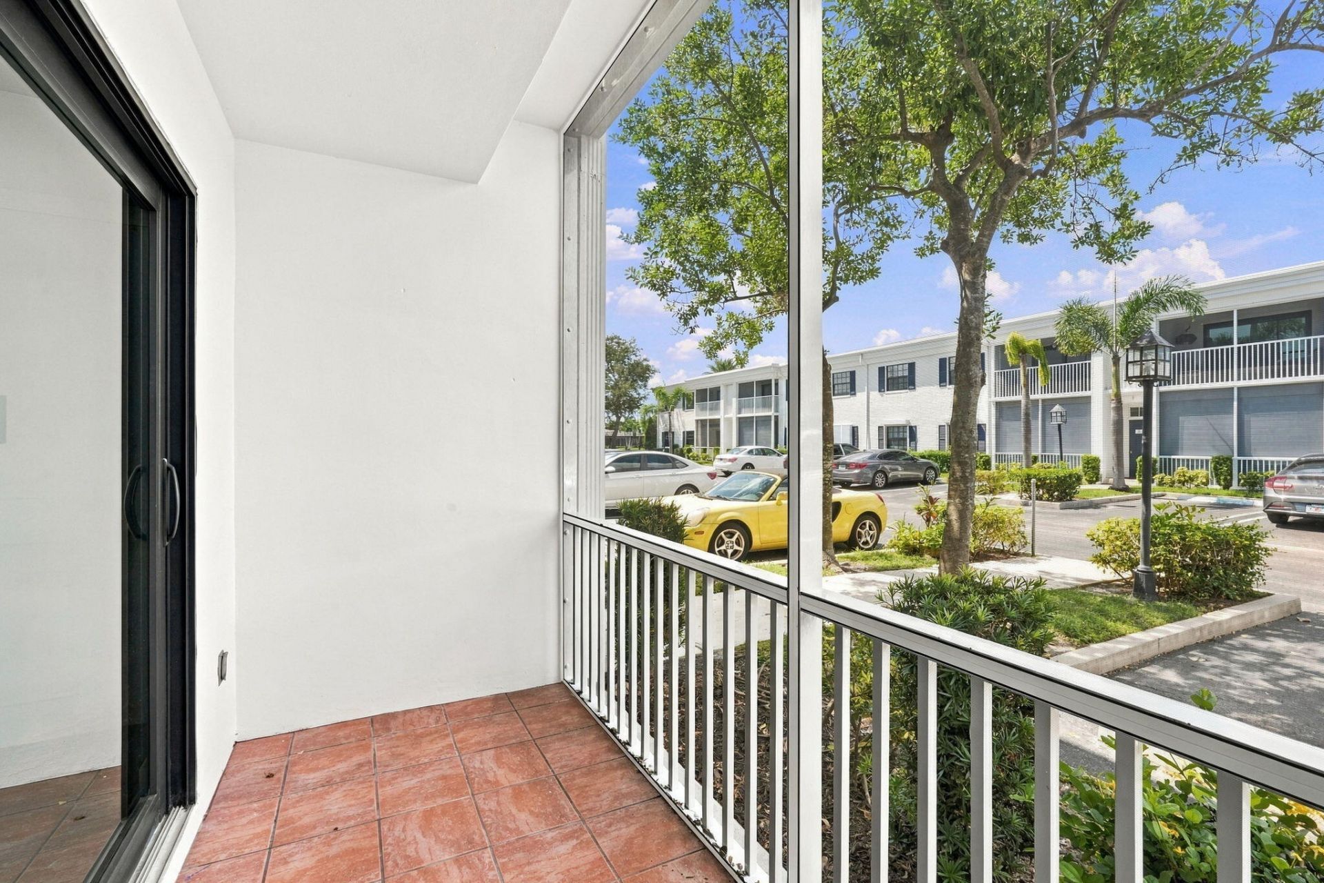 140 Cypress Club Drive, Unit 407, Pompano Beach, FL 33060 Photo