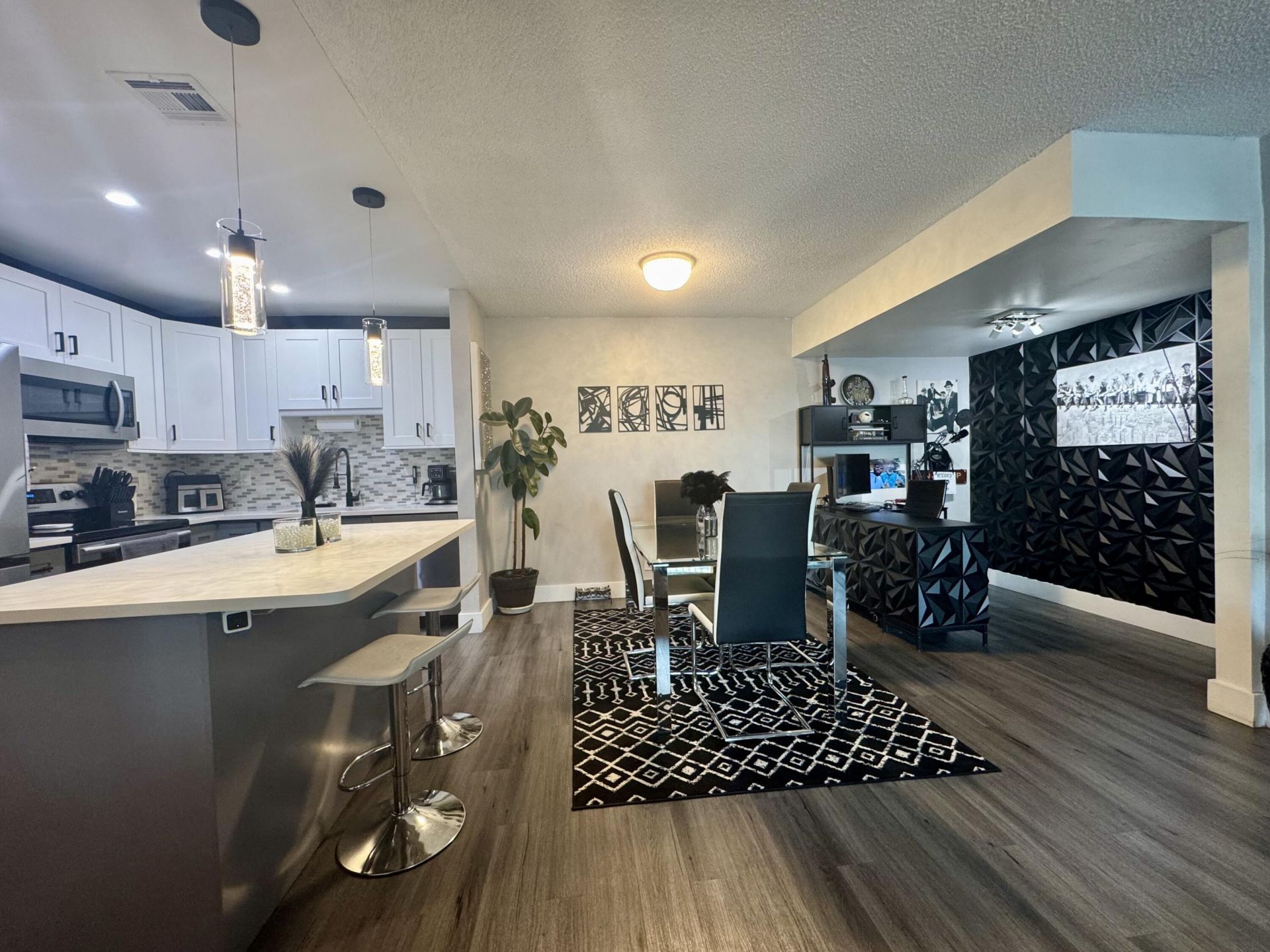 140 Cypress Club Drive, Unit 407, Pompano Beach, FL 33060 Photo