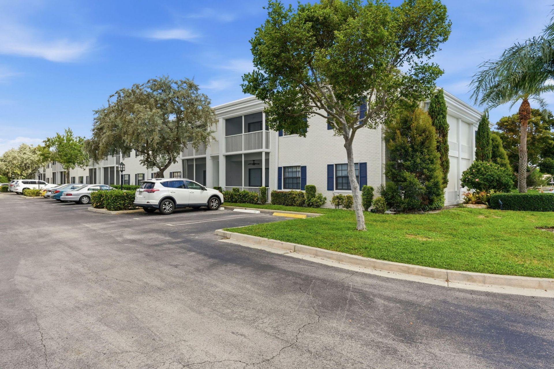 140 Cypress Club Drive, Unit 407, Pompano Beach, FL 33060 Photo