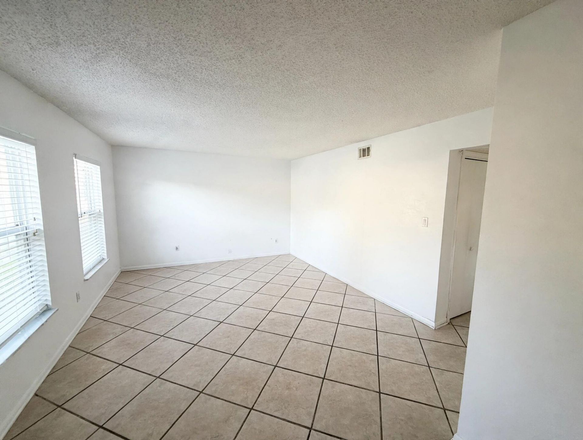 58 Ann Lee Lane, Tamarac, FL 33319 Photo