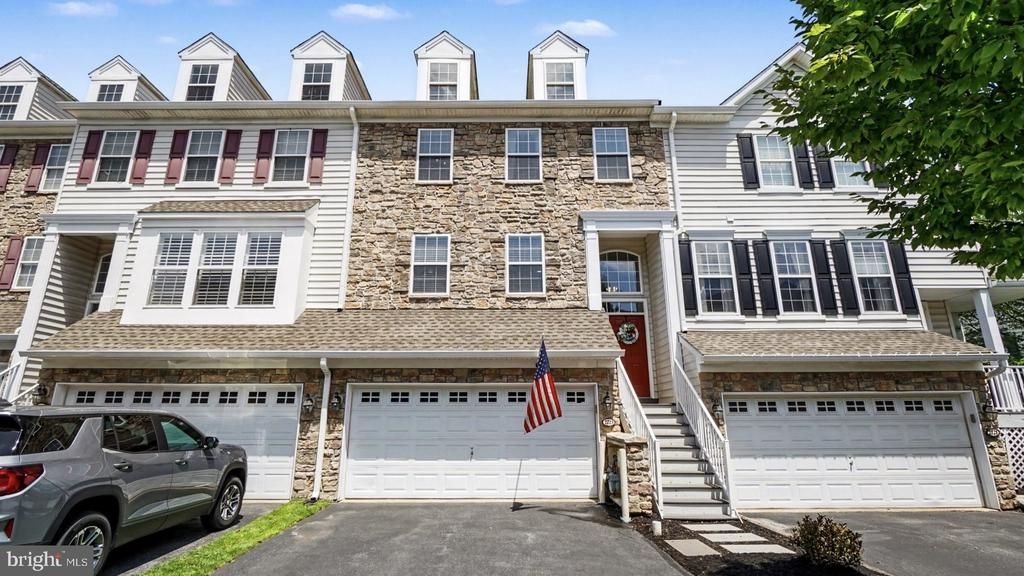 2723 WHITTLEBY COURT , WEST CHESTER, PA 19382