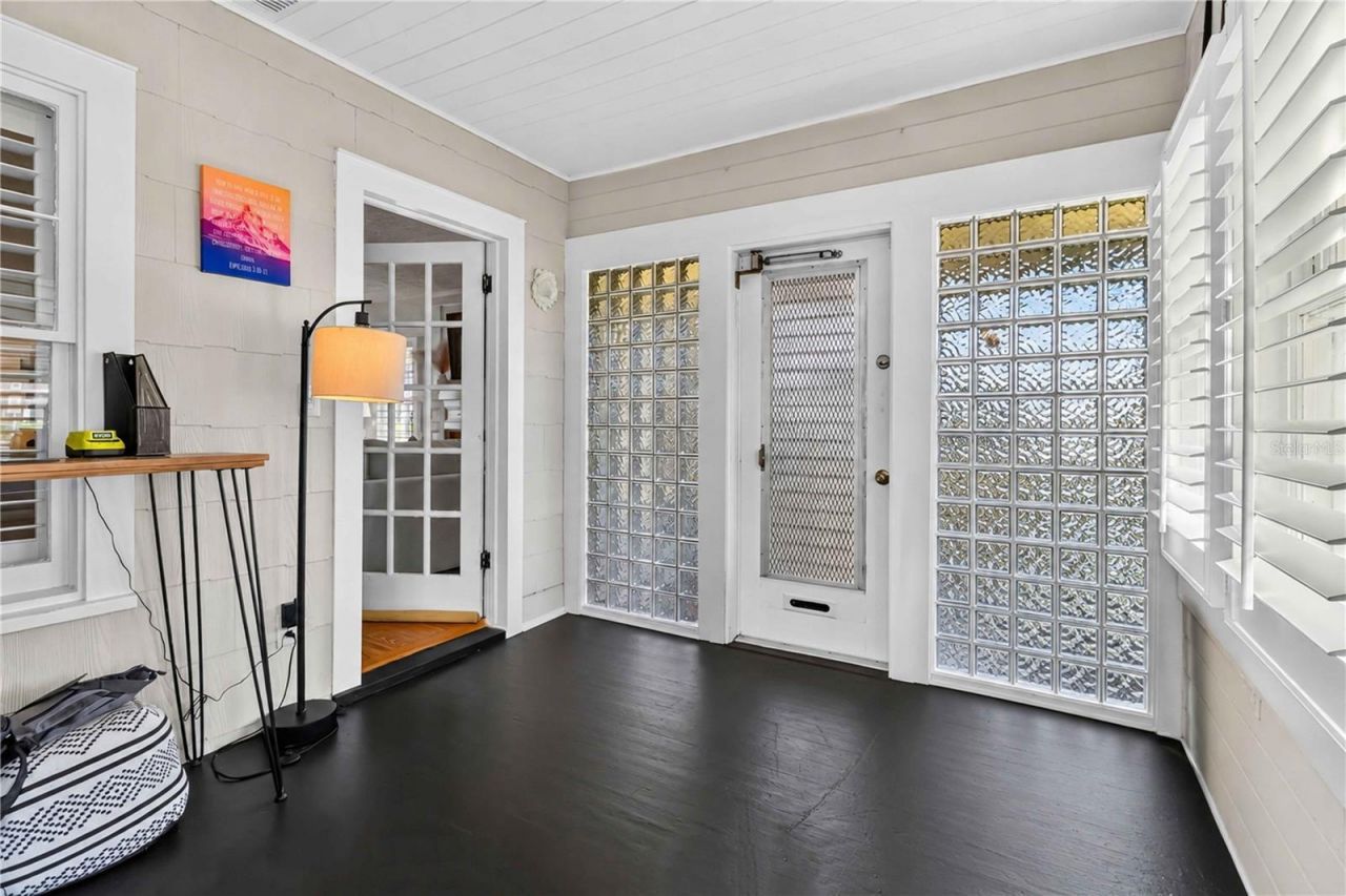 2016 Virginia Drive, Bradenton, FL 34205 Photo