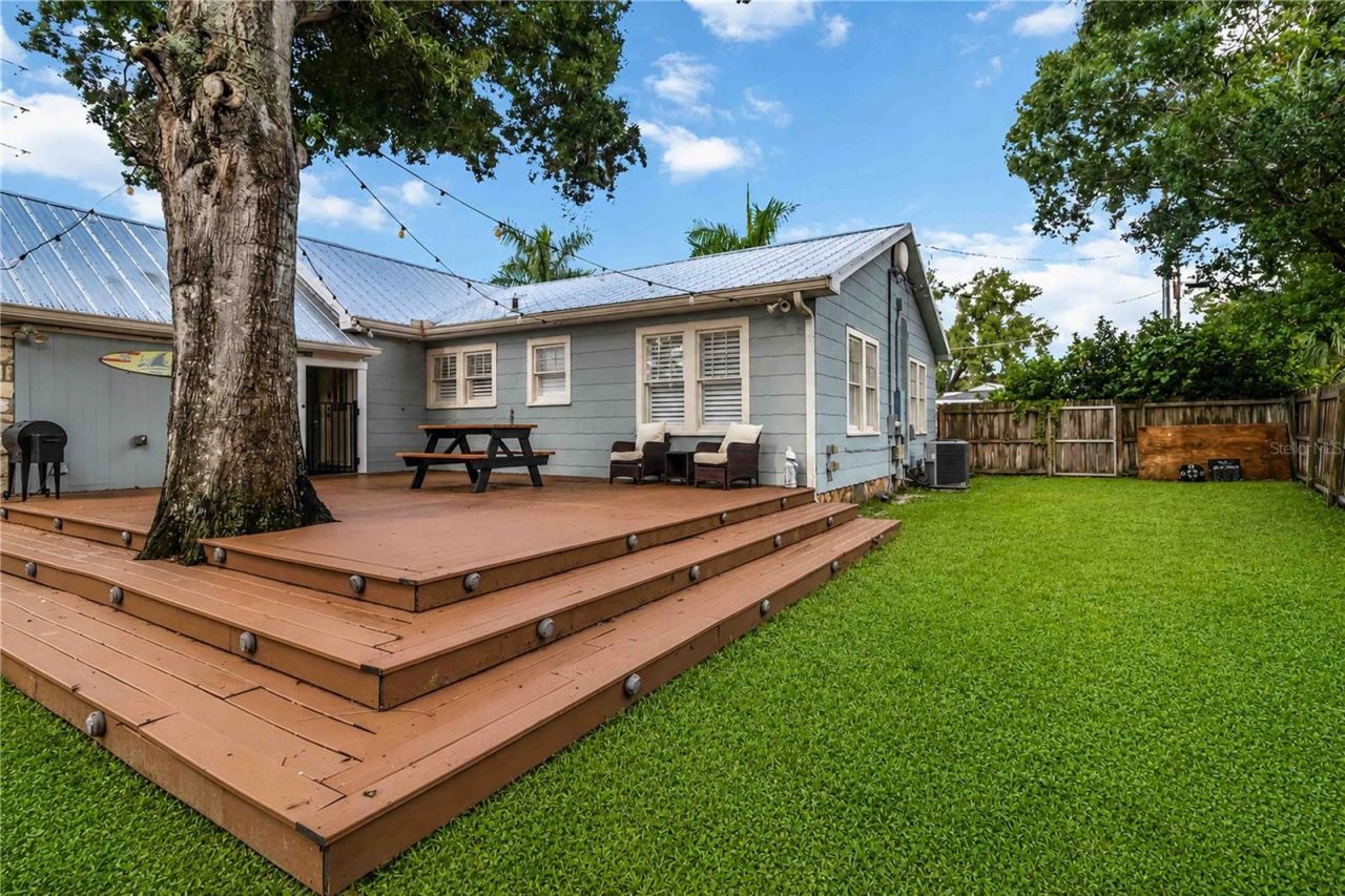 2016 Virginia Drive, Bradenton, FL 34205 Photo