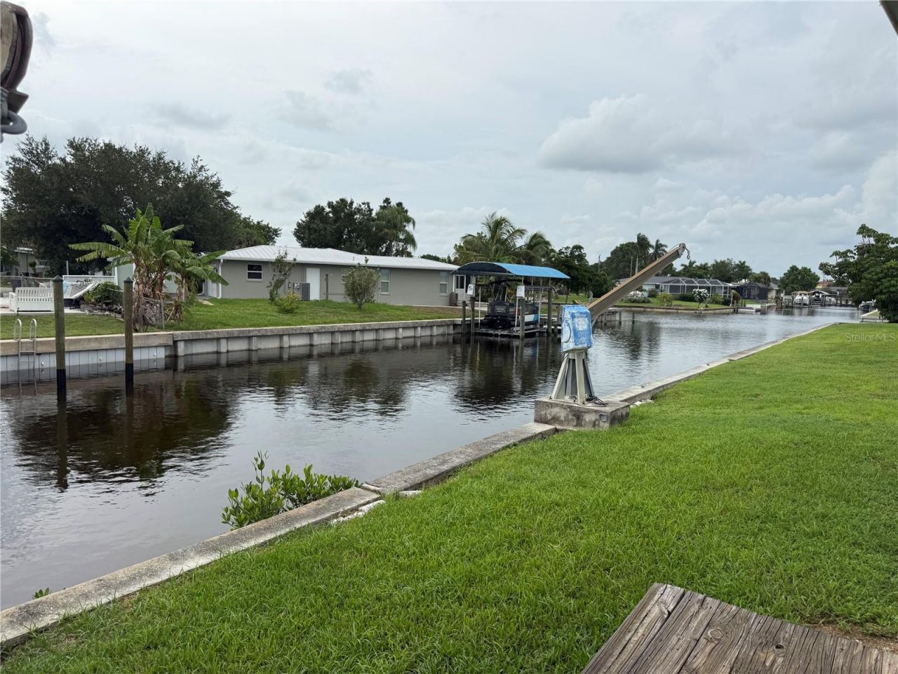 4339 S Bay Circle, North Fort Myers, FL 33903 Photo