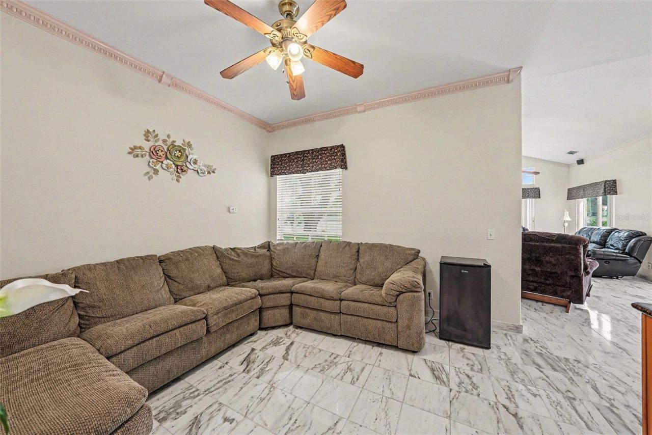 9723 Yeshua Way, Tampa, FL 33618 Photo