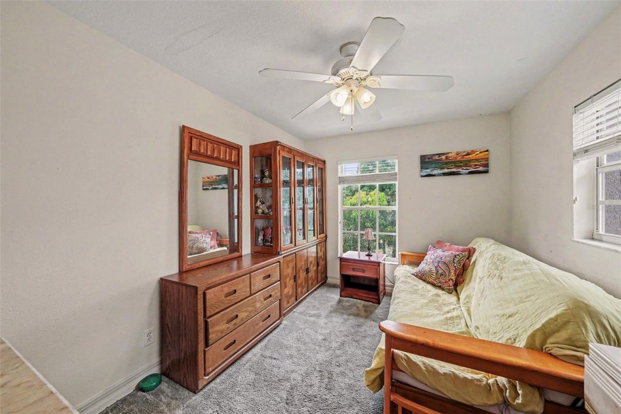 9723 Yeshua Way, Tampa, FL 33618 Photo