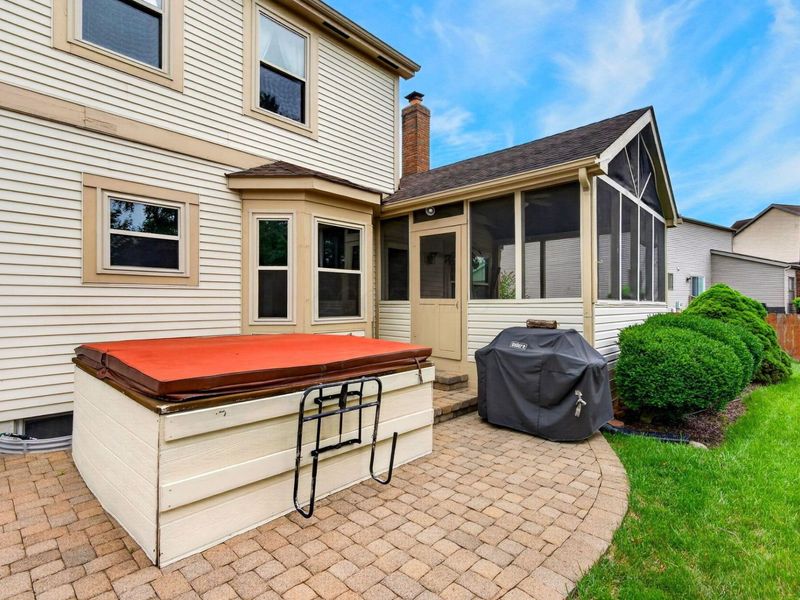 7177 Snowberry Lane , Canal Winchester, OH 43110 Photo 10