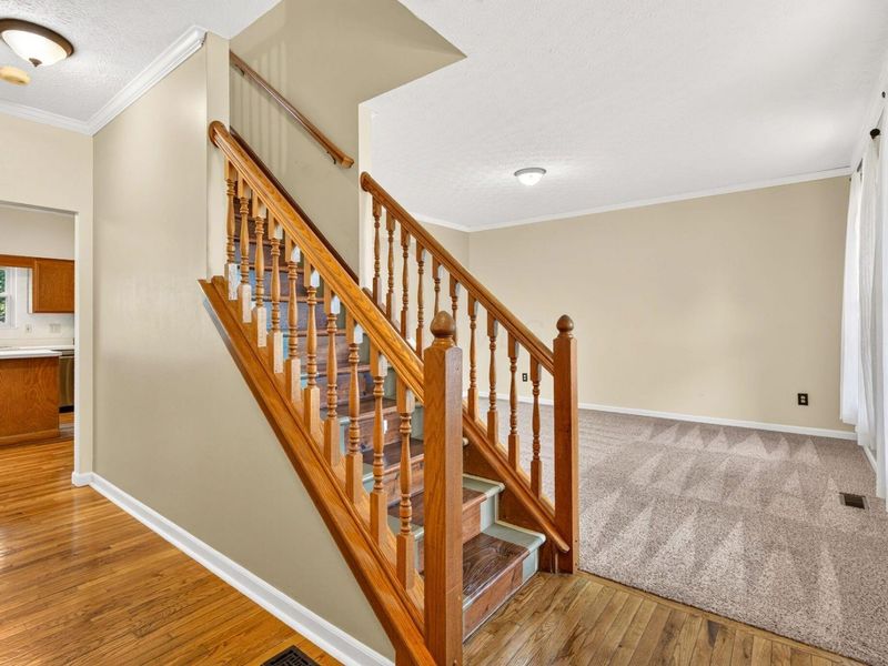 7177 Snowberry Lane , Canal Winchester, OH 43110 Photo 13