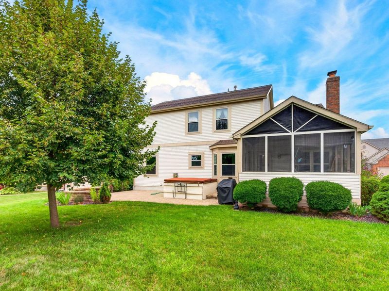 7177 Snowberry Lane , Canal Winchester, OH 43110 Photo 5