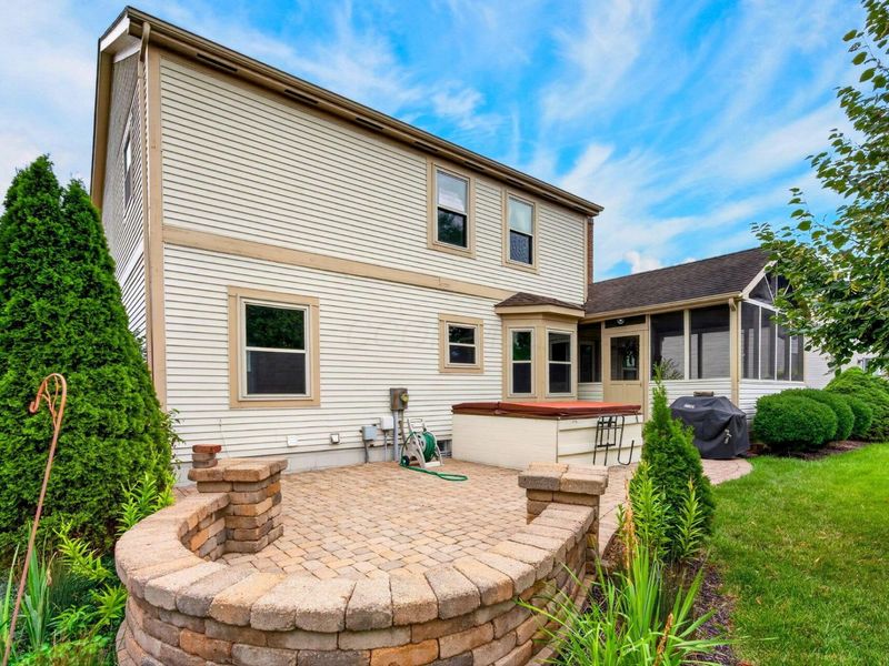 7177 Snowberry Lane , Canal Winchester, OH 43110 Photo 6
