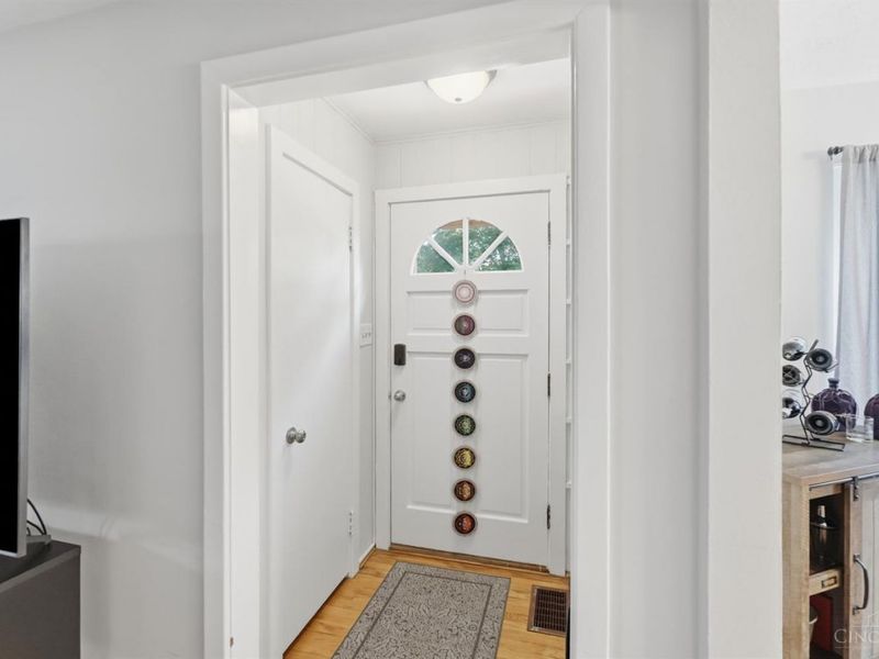 6251 Crestview Place, Cincinnati, OH 45230 Photo 8