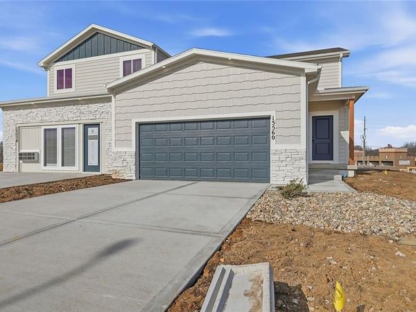 4713 Brentwood Avenue, Kansas City, MO 64136