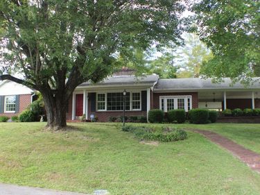 113 Hollywood Drive, Middlesboro, KY 40965