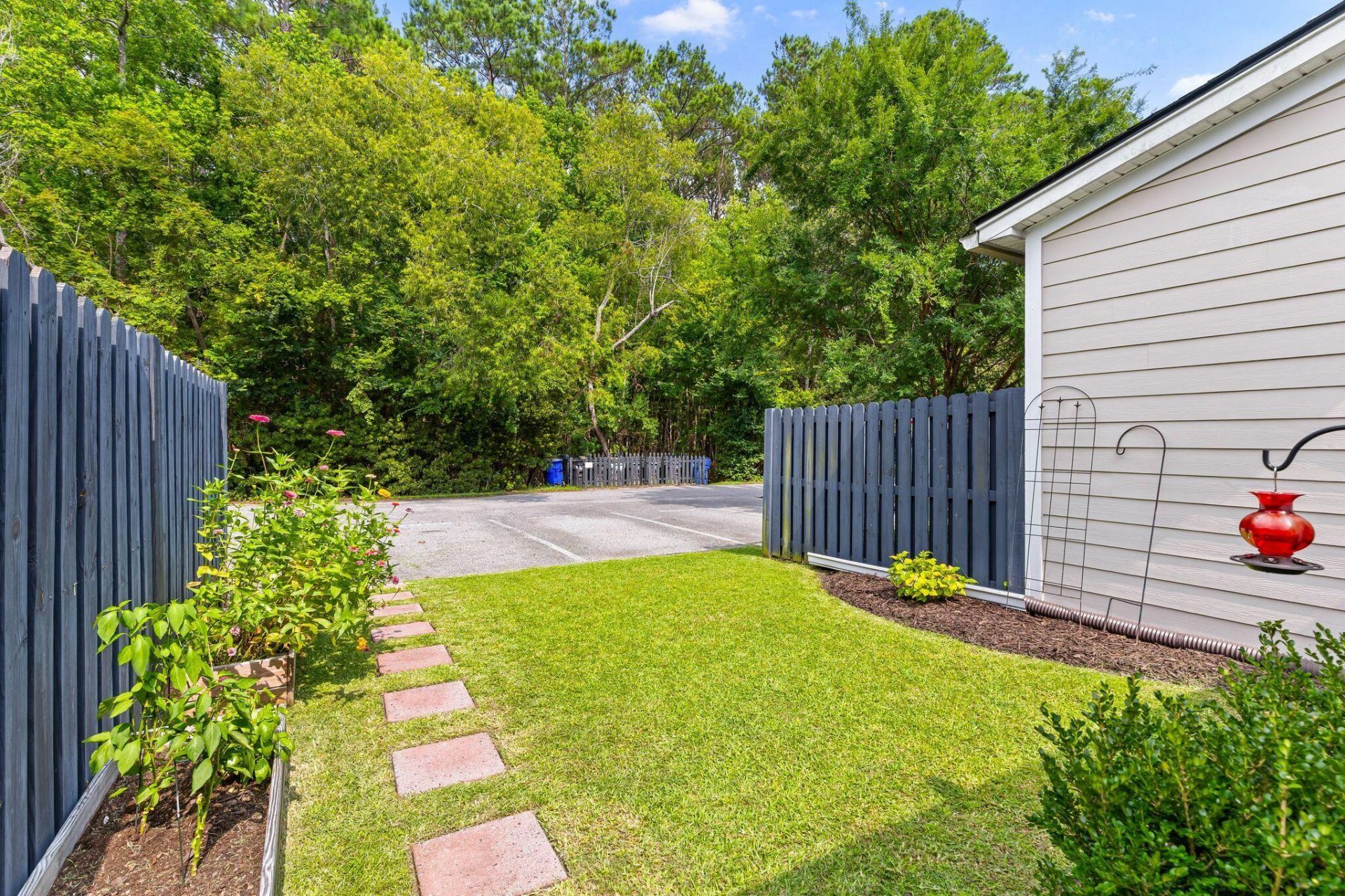 2388 Kings Gate Lane Photo 36