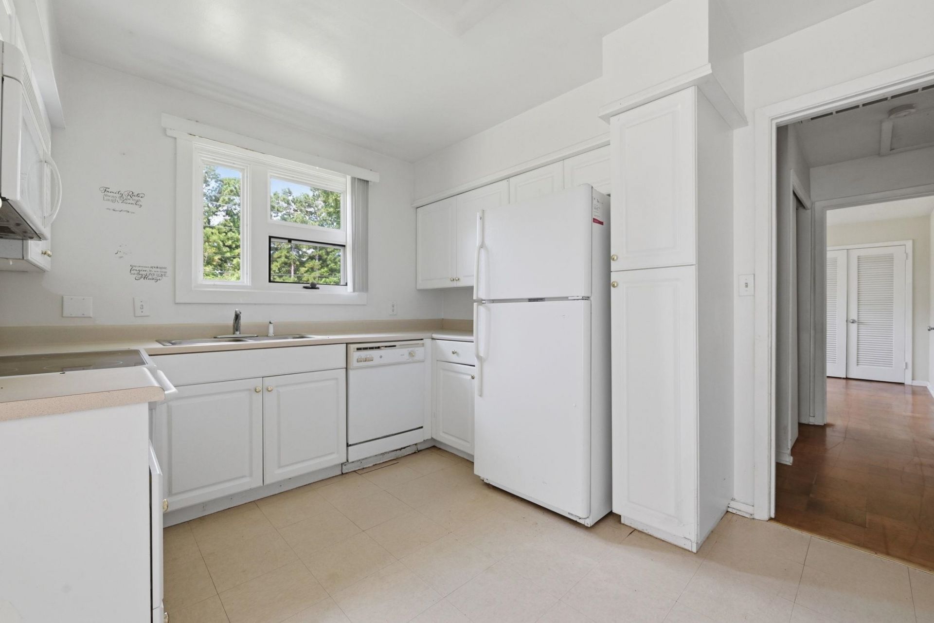 3841 Spruce Dr. Photo 10