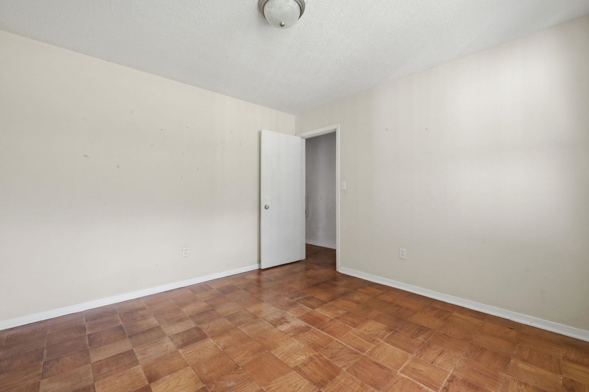 3841 Spruce Dr. Photo 19