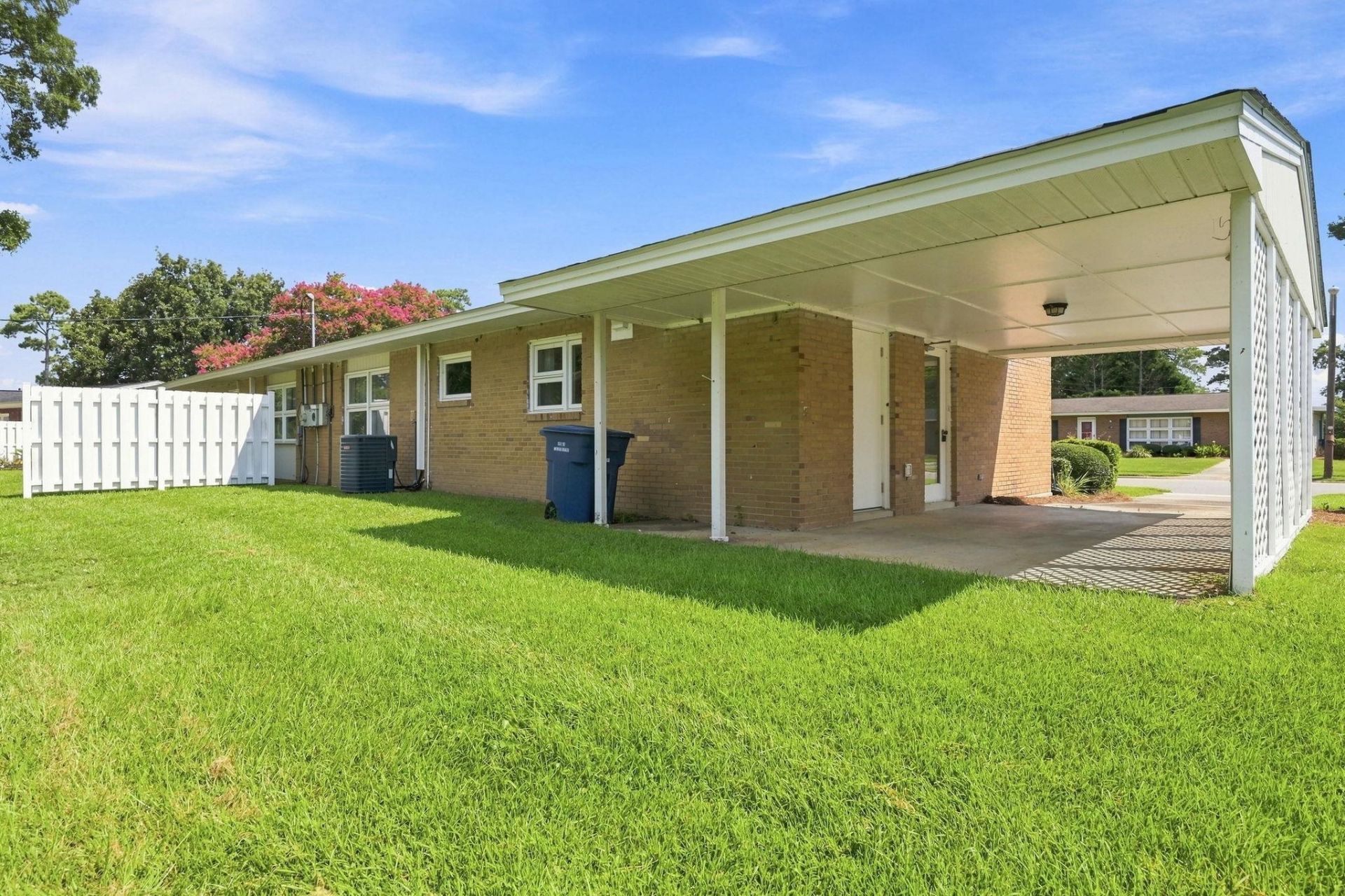 3841 Spruce Dr. Photo 30