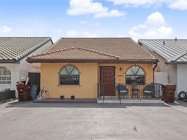 5465 W 21st Ct, Hialeah, FL 33016