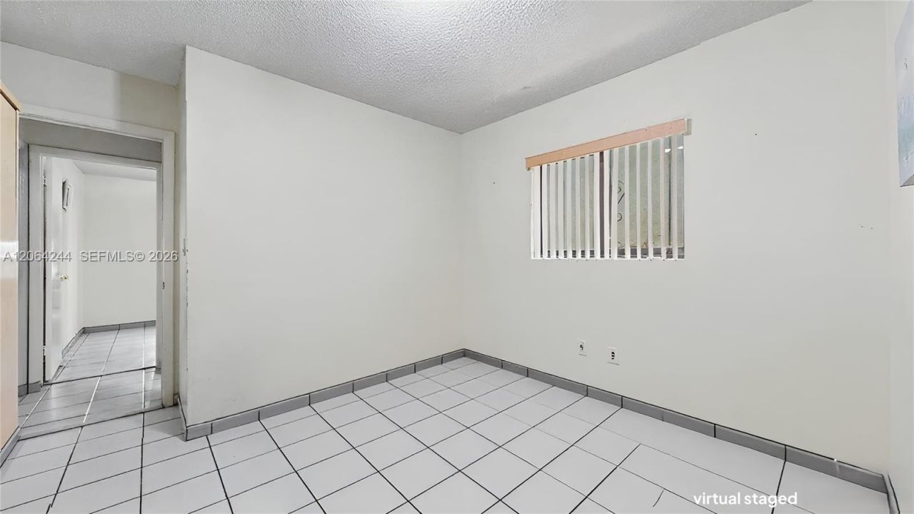 5465 W 21st Ct, Hialeah, FL 33016 Photo