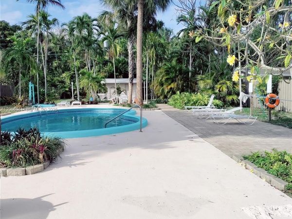 123-125 SW 19th Ave 1-3 , Fort Lauderdale, FL 33312
