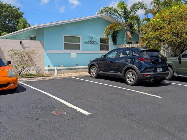 123-125 SW 19th Ave 1-3 , Fort Lauderdale, FL 33312