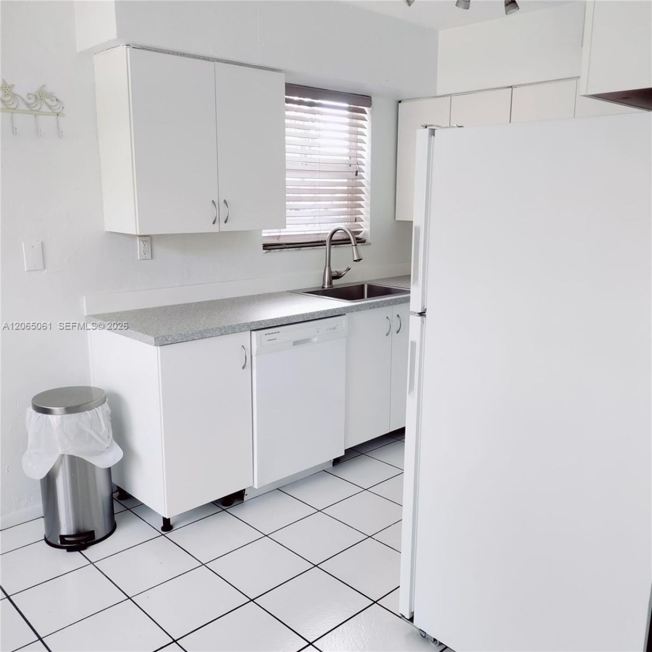 123-125 SW 19th Ave 1-3, Fort Lauderdale, FL 33312 Photo