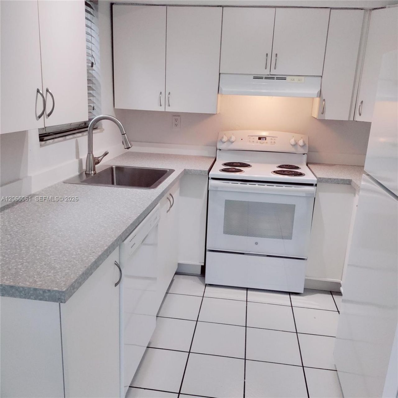 123-125 SW 19th Ave 1-3, Fort Lauderdale, FL 33312 Photo