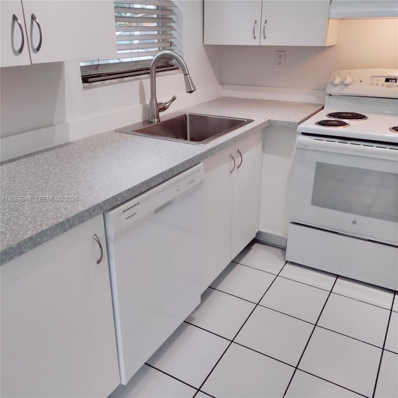 123-125 SW 19th Ave 1-3, Fort Lauderdale, FL 33312 Photo