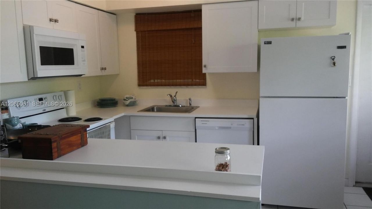 123-125 SW 19th Ave 1-3, Fort Lauderdale, FL 33312 Photo