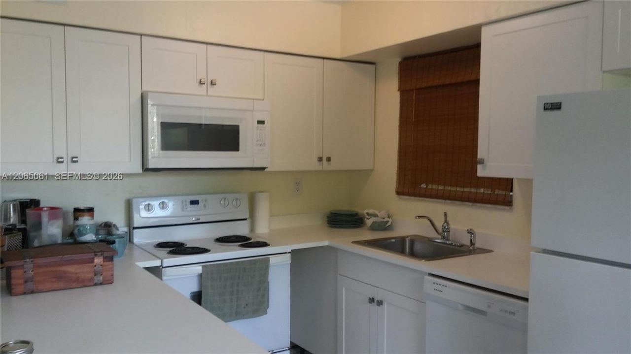 123-125 SW 19th Ave 1-3, Fort Lauderdale, FL 33312 Photo