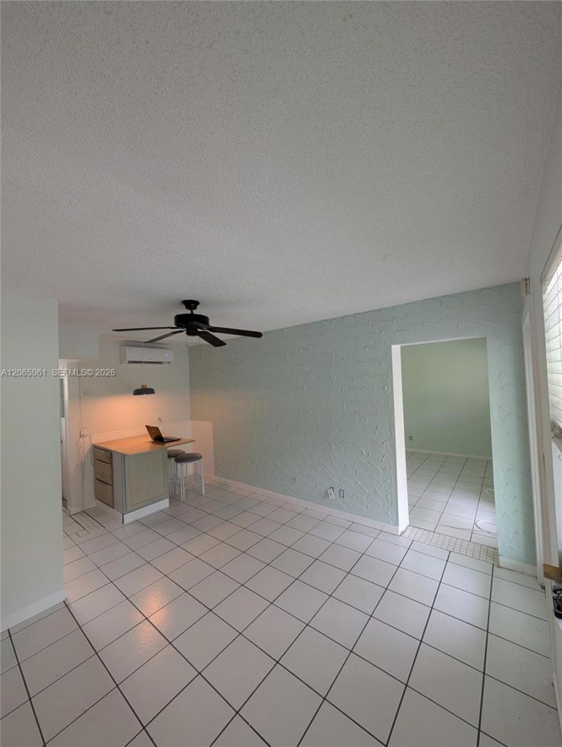 123-125 SW 19th Ave 1-3, Fort Lauderdale, FL 33312 Photo
