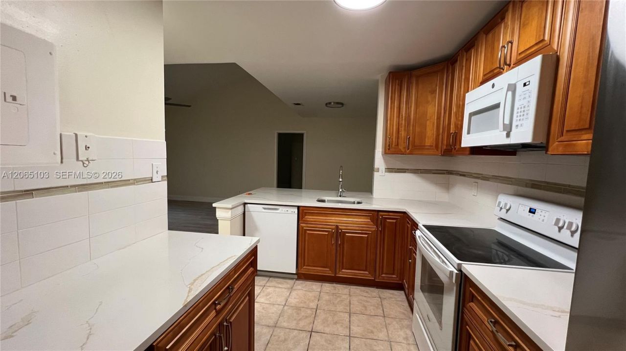 11277 W Atlantic Blvd, Unit 304, Coral Springs, FL 33071 Photo