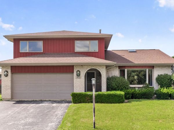 7622 W Lakeside Drive, Frankfort, IL 60423