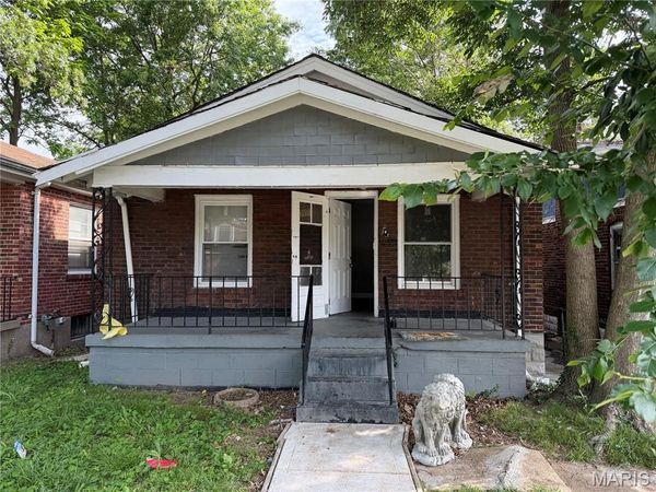 6719 Stratford Avenue , Pine Lawn, MO 63121