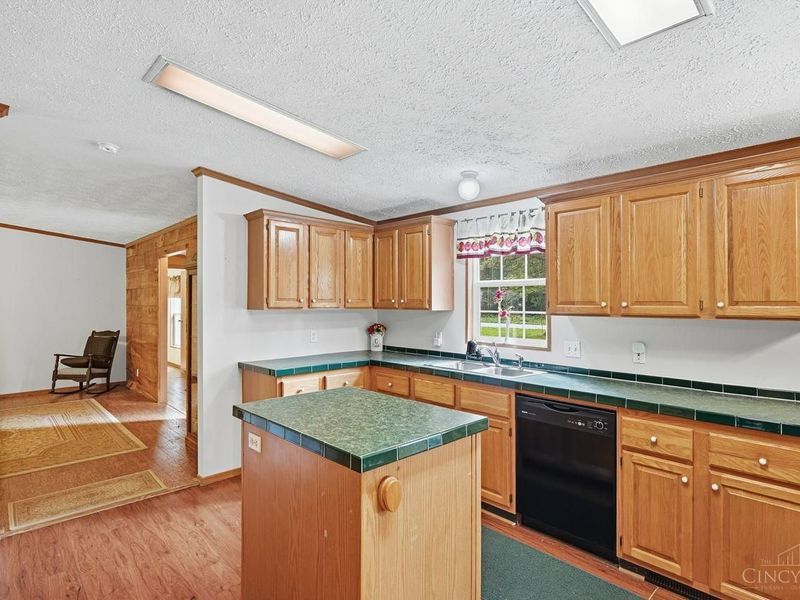 1621 Kress Road, Pike Twp, OH 45154 Photo 12